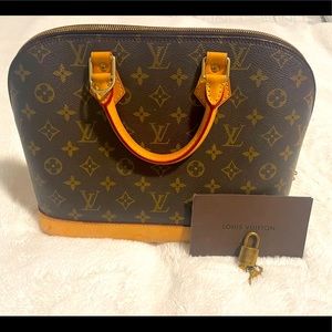 🤎 BEAUTIFUL Louis Vuitton Alma PM 🤎 Pre-loved in excellent condition 👜